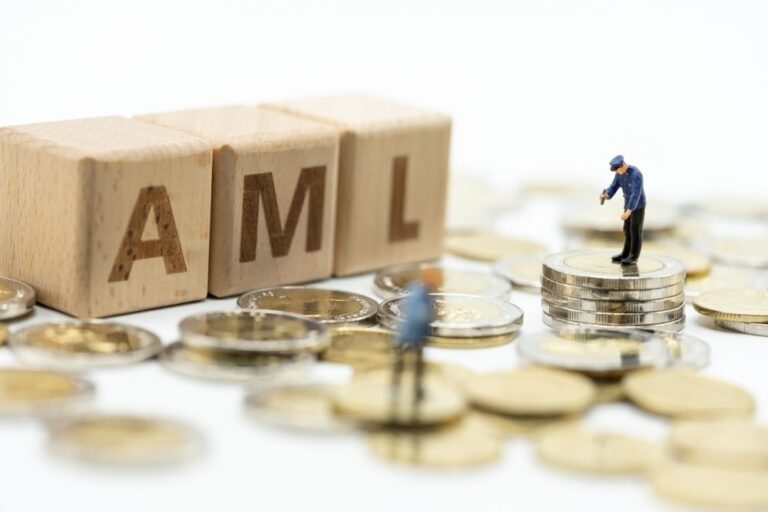 European Banks Are Shutting Russians Out: Why the Pressure Will Only Grow